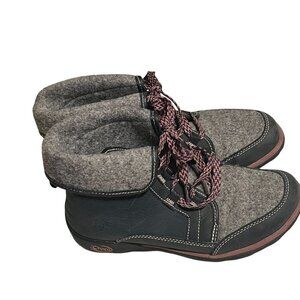Chaco Womens Lace-Up Wool & Leather Ankle Boots Size 7.5 Gray/Black Durable
